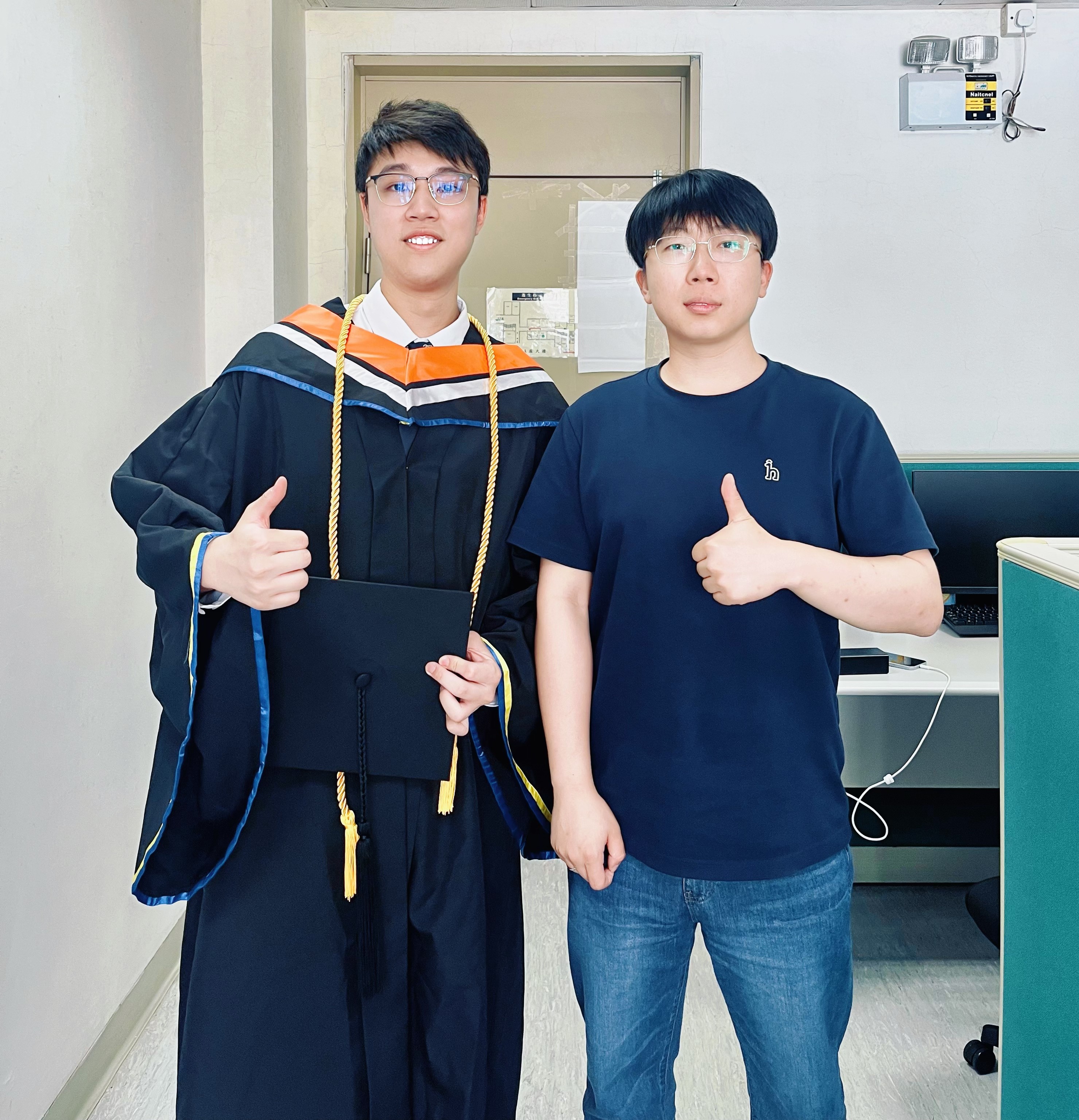 Boyi Fu with his supervisor Professor Junxiang Yang